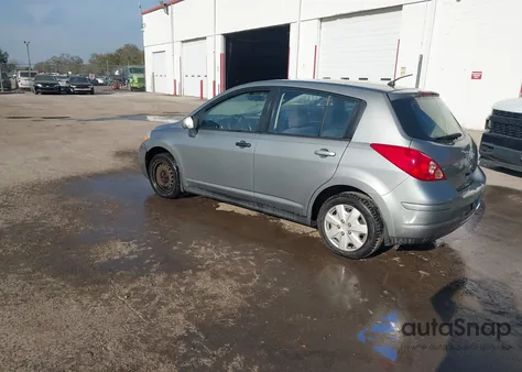 2008 Nissan Versa 1.8S z USA, uszkodzony, nr VIN 3N1BC13E18L406951